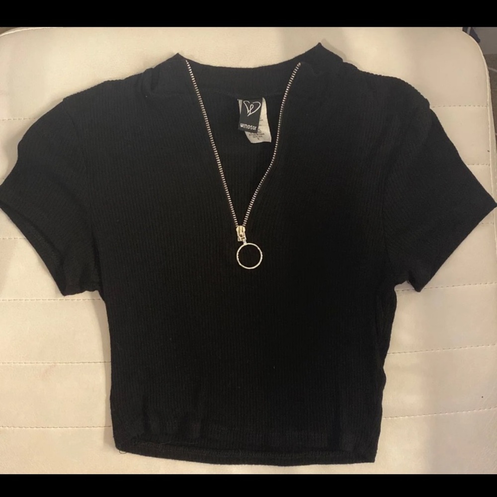 Black Windsor crop top.